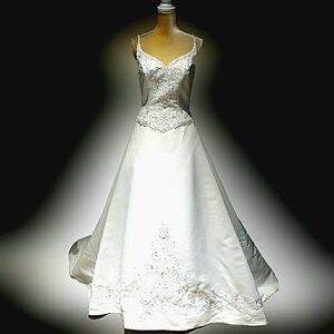 NWT David's Bridal Michelangelo Spaghetti Strap Beaded Ballgown Wedding Sz 12